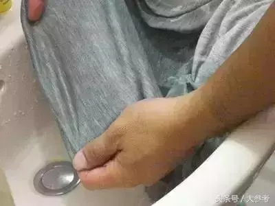衣服不管染上什麼,用這招都能洗掉,太實用了!