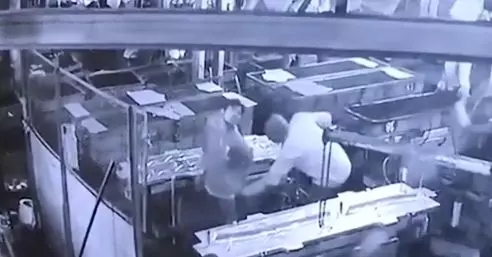 惡作劇要人命!他遭上司「噴氣槍直捅」爆肛 15天後身亡