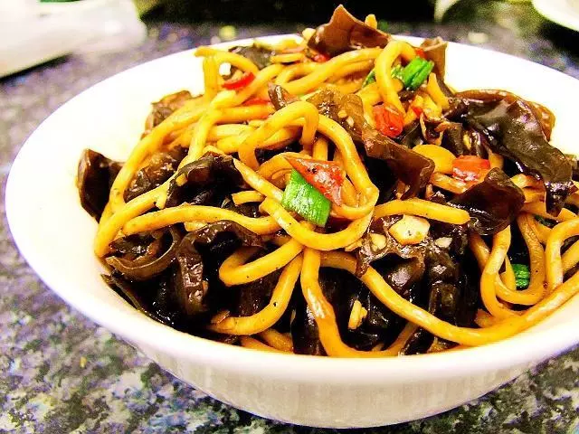 炒麵的16種吃法,竟然這麼香,這麼誘人,3天不吃准饞,懶人福利