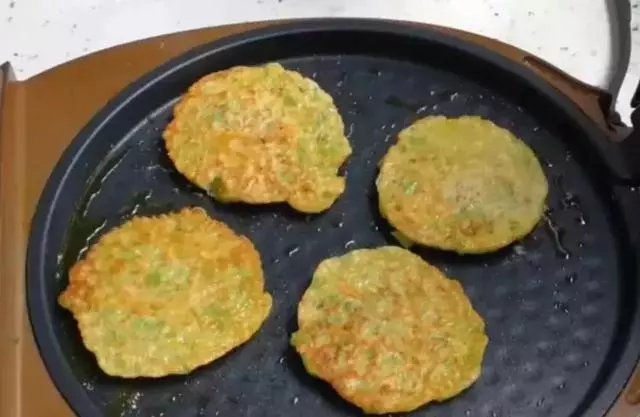 「絲瓜」好吃的新做法,不用炒不做湯,簡單做好吃又下飯!