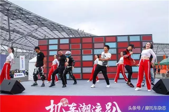 沒開發布會也看點十足,豪爵展位上這些車都是怎麼一回事?