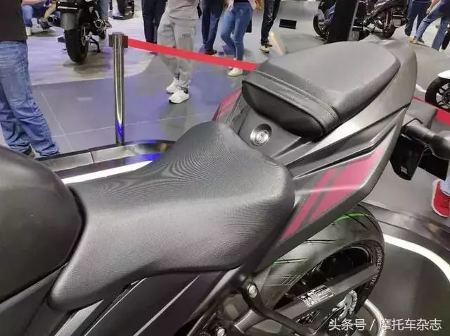 沒開發布會也看點十足,豪爵展位上這些車都是怎麼一回事?