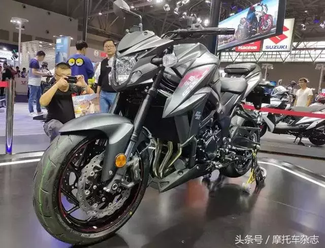 沒開發布會也看點十足,豪爵展位上這些車都是怎麼一回事?