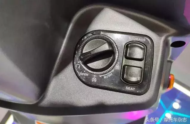沒開發布會也看點十足,豪爵展位上這些車都是怎麼一回事?