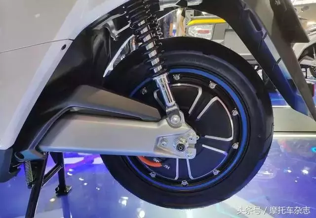 沒開發布會也看點十足,豪爵展位上這些車都是怎麼一回事?