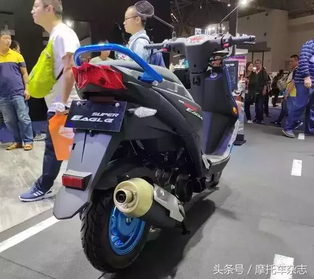 沒開發布會也看點十足,豪爵展位上這些車都是怎麼一回事?