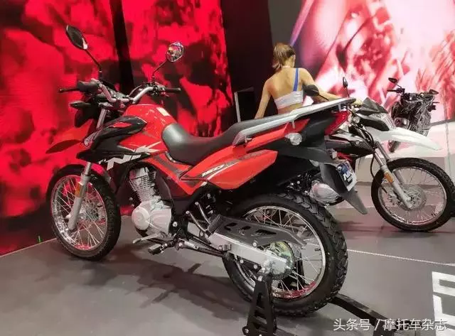 沒開發布會也看點十足,豪爵展位上這些車都是怎麼一回事?