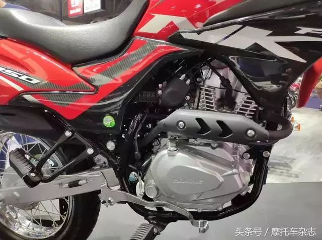 沒開發布會也看點十足,豪爵展位上這些車都是怎麼一回事?