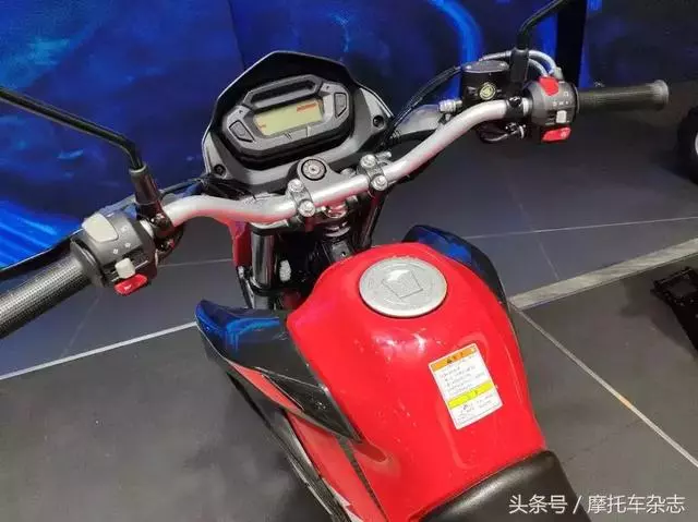 沒開發布會也看點十足,豪爵展位上這些車都是怎麼一回事?