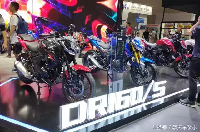 沒開發布會也看點十足,豪爵展位上這些車都是怎麼一回事?
