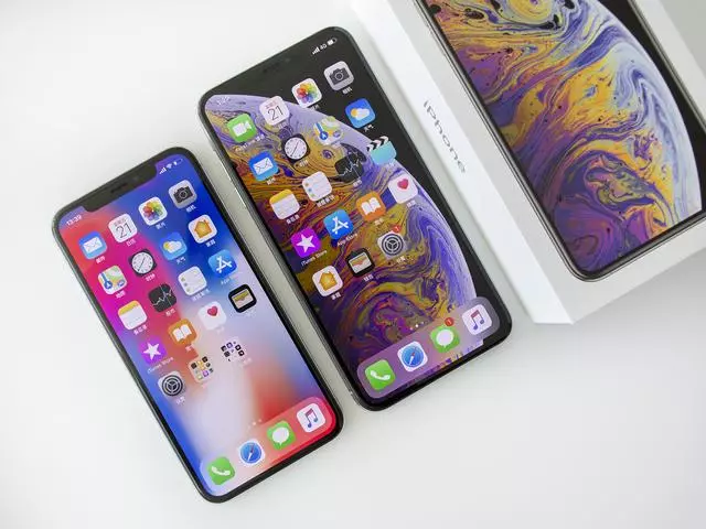 離了高通真不行?iPhone XS/XSMax信號差到極致,Intel該背鍋嗎?