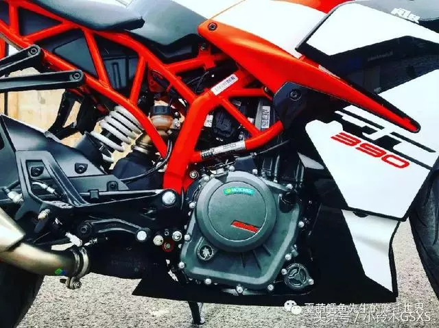 「純粹」的小排量運動型摩托車,賽道試駕2018款KTM RC390