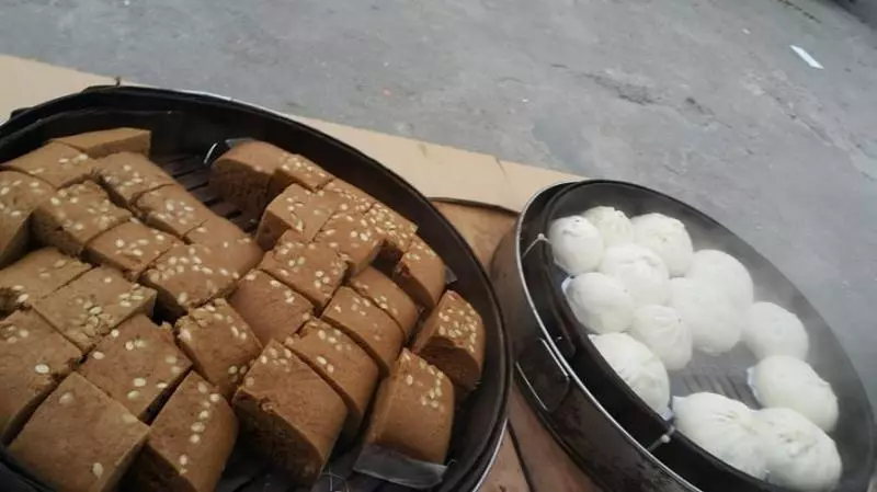 【態度決定一切!】90後的她曾經出了名「串」到爆,如今在Pasar賣糕點月入RM10K!