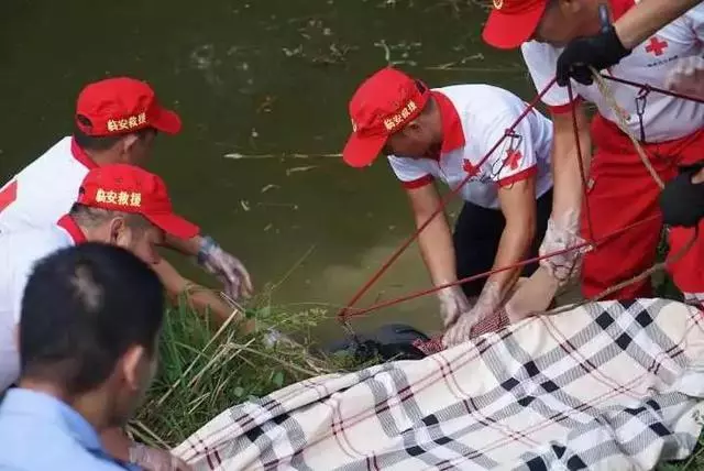 痛心!15歲女孩中秋前與父親拌嘴 負氣離家出走後溺亡