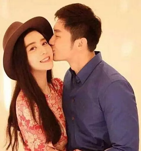 李晨一夜之間人設崩塌盡顯廬山真面目，網友∶原來偽裝了這麼多年