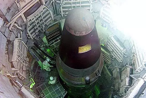 南海是中國的!B-52轟炸機不請自來太無理,需找回美國害怕精神