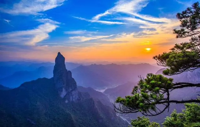 世界最大的自然觀音像,鬼斧神工非人力雕琢,令人感嘆自然的神奇