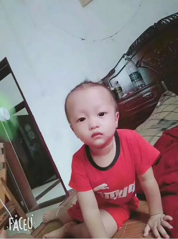 痛心!海口1歲多走失男童遺體在其家周邊一條水溝裡被發現