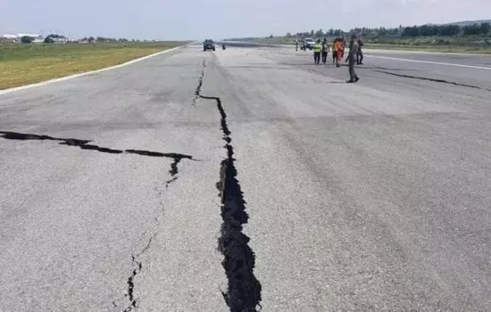 印尼21歲空管員地震時拒撤離 助客機起飛後喪生,犧牲自己,卻挽救了數百人的生命