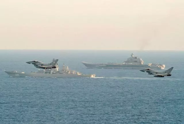 考驗中國的時候到了:媒體剛剛爆料,美艦再闖南沙島礁12海里