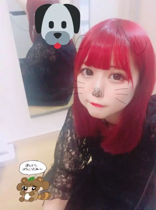 「自拍和他拍能差多大?」櫻花妹一張驚世對比 網友呆住定格3秒:嚇到吃手手