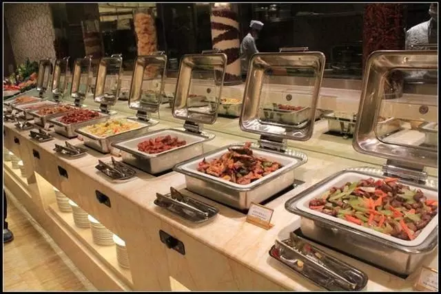 吃到飽Buffet該怎麼吃才回本?不是海鮮也不是牛肉...資深Buffet師傅「精闢分析」:網全跪了