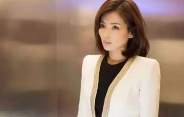 繼女和婆婆鬧矛盾離家出走來我家,無意聽到她和婆婆通話,我怒了