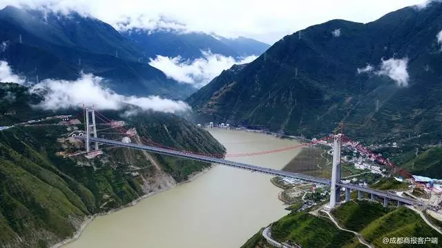 好消息!雅康高速「川藏第一橋」修通啦