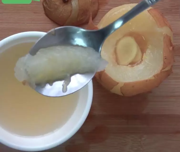 秋冬換季咳咳咳不停!止咳潤肺【冰糖燉梨】新做法,加「這個」,體寒者也可以食用哦!