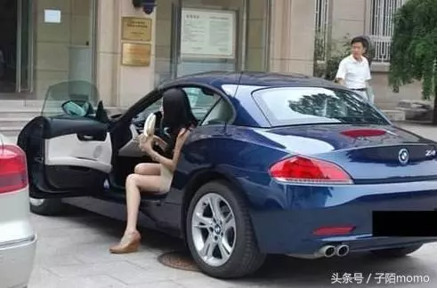 小姑子嫁了個富二代,回來探親把我當僕人使喚,一張紙條我讓她滾