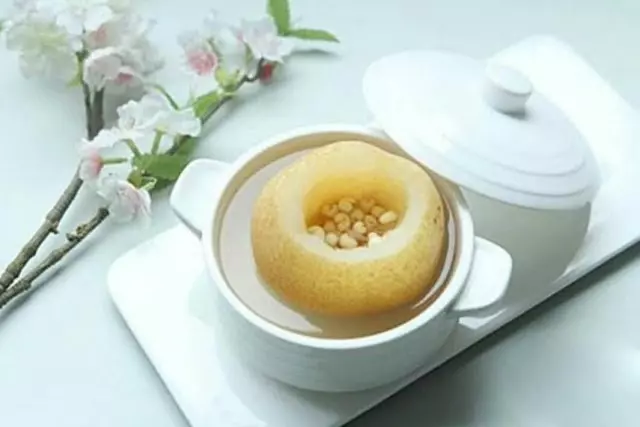 《 12 道住家糖水 》愛美的姑娘們千萬別偷懶,沒事兒煲個糖水滋潤又美顏,讓你皮膚水當當! 滋陰潤燥