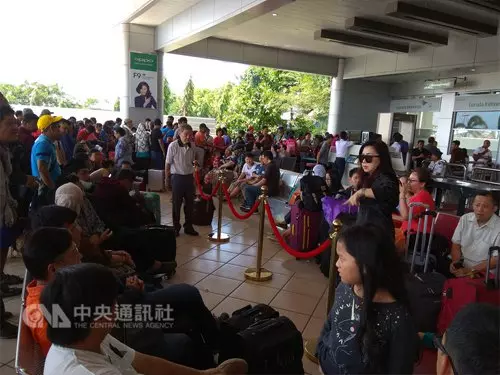 機票如廢紙 上千民眾