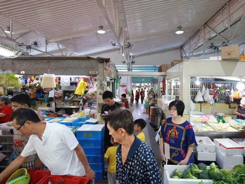爭生意暴打女同行 豆腐哥判監一星期
