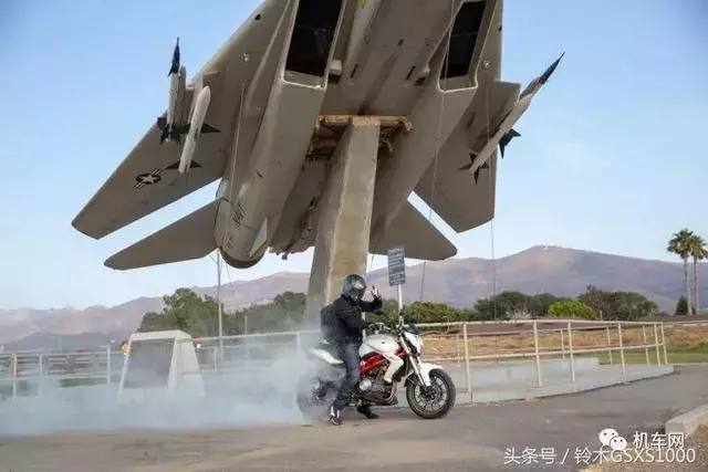 黃龍300、600到了美國,看老外如何評價這倆車~