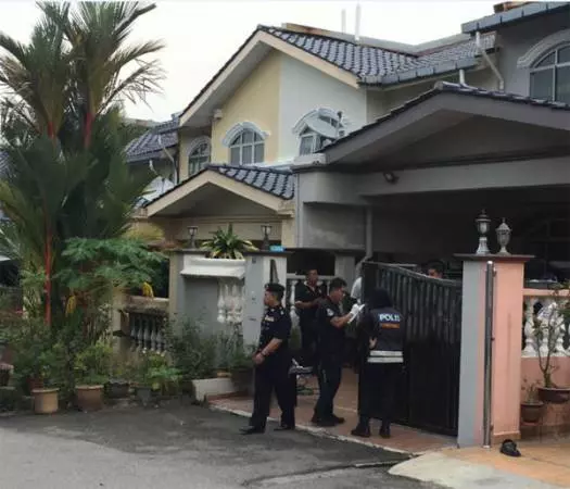 兒放學揭發 匪入屋搶劫 殺死女屋主