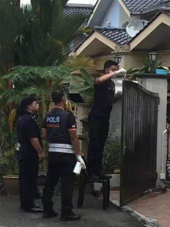 兒放學揭發 匪入屋搶劫 殺死女屋主