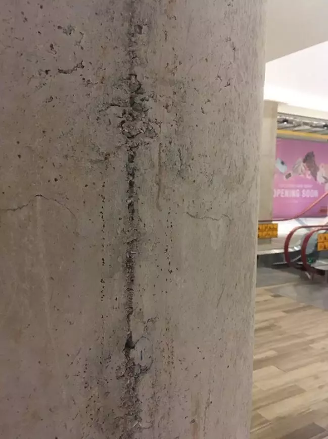 【這難道是藝術?】KL最新商場Eko Cheras Mall新開張,網友曝光真實樣貌:差很大!