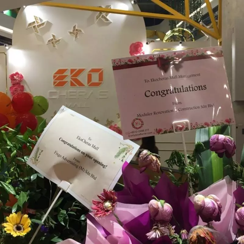 【這難道是藝術?】KL最新商場Eko Cheras Mall新開張,網友曝光真實樣貌:差很大!