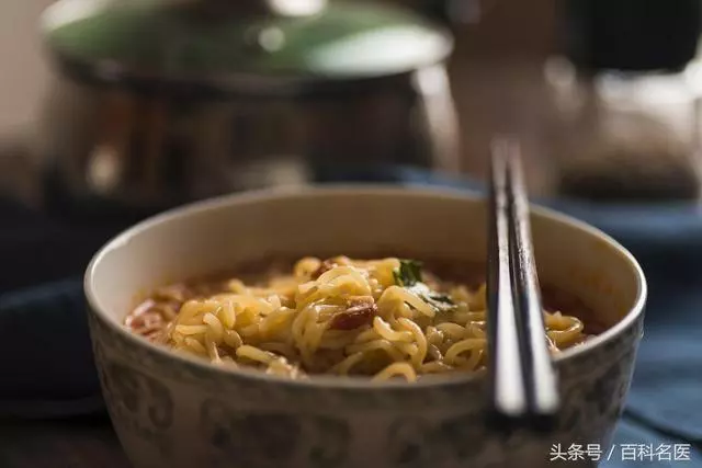 方便麵真的對健康有害?掛麵和方便麵哪個健康?