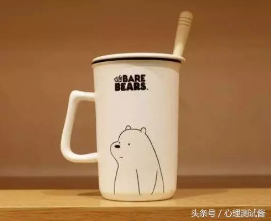 心理測試:你覺得哪個水杯裡有水?測出你到底有多聰明?