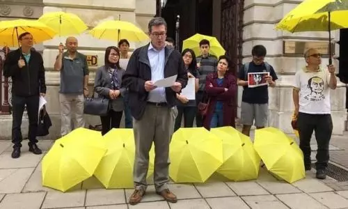 央視女記者在英國怒斥「漢奸」,來扒一扒他們的嘴臉