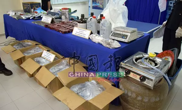 毒驢車藏10萬現鈔! 遇警圖賄賂遭拒被捕