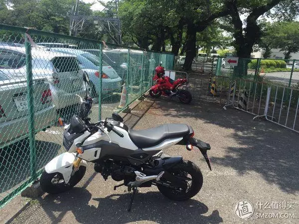 在資本主義國家騎車是怎樣一種體驗:簡介在日本選摩託買摩託過程