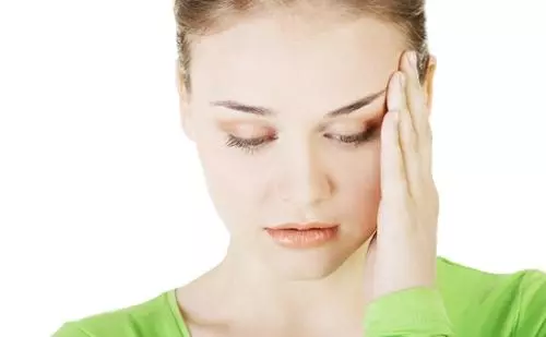 蹲下時突然間站立,眼前迷糊冒金星,到底是貧血還是低血糖?