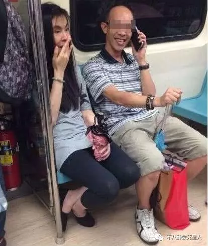 王祖賢被偶遇吃素食火鍋,吃齋多年卻成駝背,美人遲暮身材大變樣
