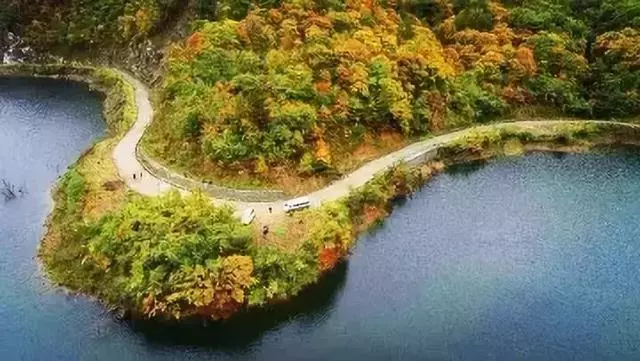 陝西秦嶺深處藏了一個可媲美香格里拉和九寨溝的秘境,適合自駕去