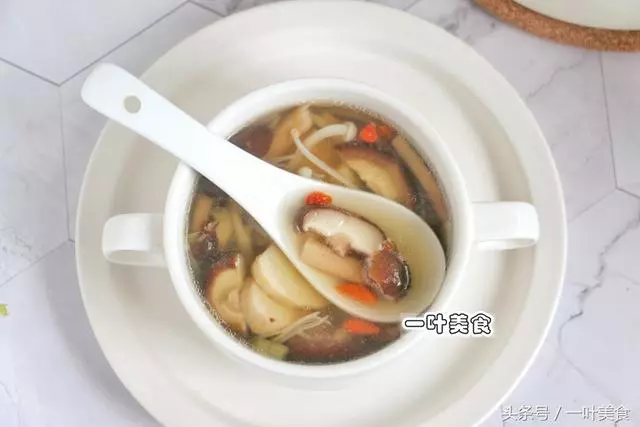 8道家美味養生湯,秋季乾燥多喝滋潤,營養健康還很好喝!