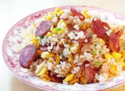 《揚州炒飯》《臘腸炒飯》《海鮮炒飯》《香菇炒飯》19種炒飯做法