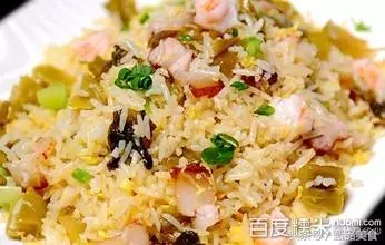 《揚州炒飯》《臘腸炒飯》《海鮮炒飯》《香菇炒飯》19種炒飯做法