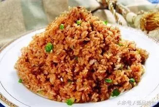 《揚州炒飯》《臘腸炒飯》《海鮮炒飯》《香菇炒飯》19種炒飯做法